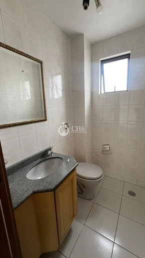 Clinical Tower | Conjunto Comercial