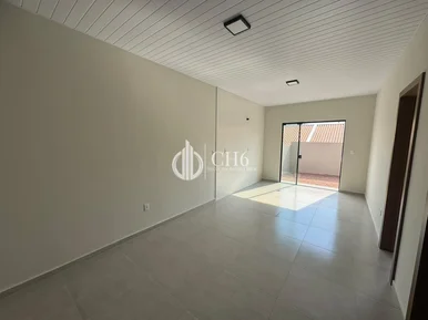 Casa No Parque Das Palmeiras | Contorno
