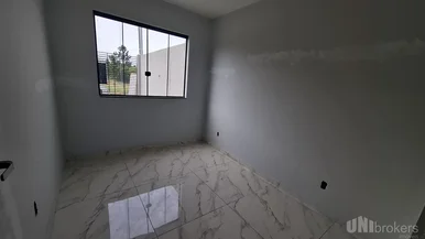 Casa à Venda No Bairro Uvaranas