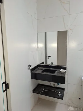 Casa à Venda No Bairro Oficinas - Vila Cipa