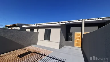Residência à Venda Na Colônia Dona Luíza