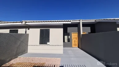 <strong>Residência à venda na Colônia Dona Luíza</strong>