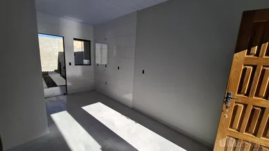 Residência à Venda Na Colônia Dona Luíza