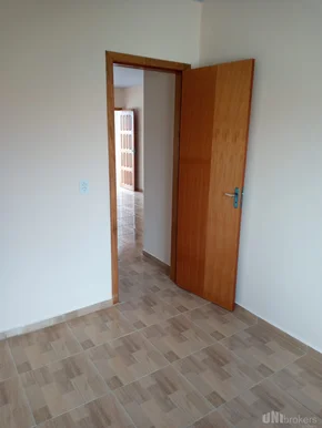 Residência à Venda No Bairro Uvaranas - Costa Rica