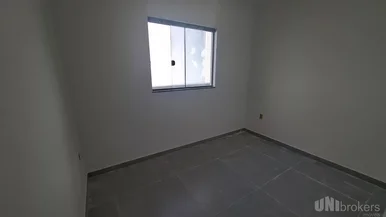 Residência à Venda No Bairro Uvaranas - Jardim Veneza