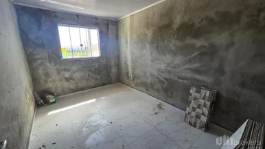 Linda Casa Em Uvaranas