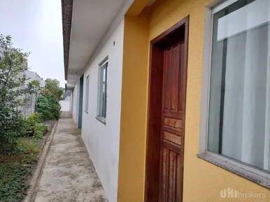Casa em Uvaranas