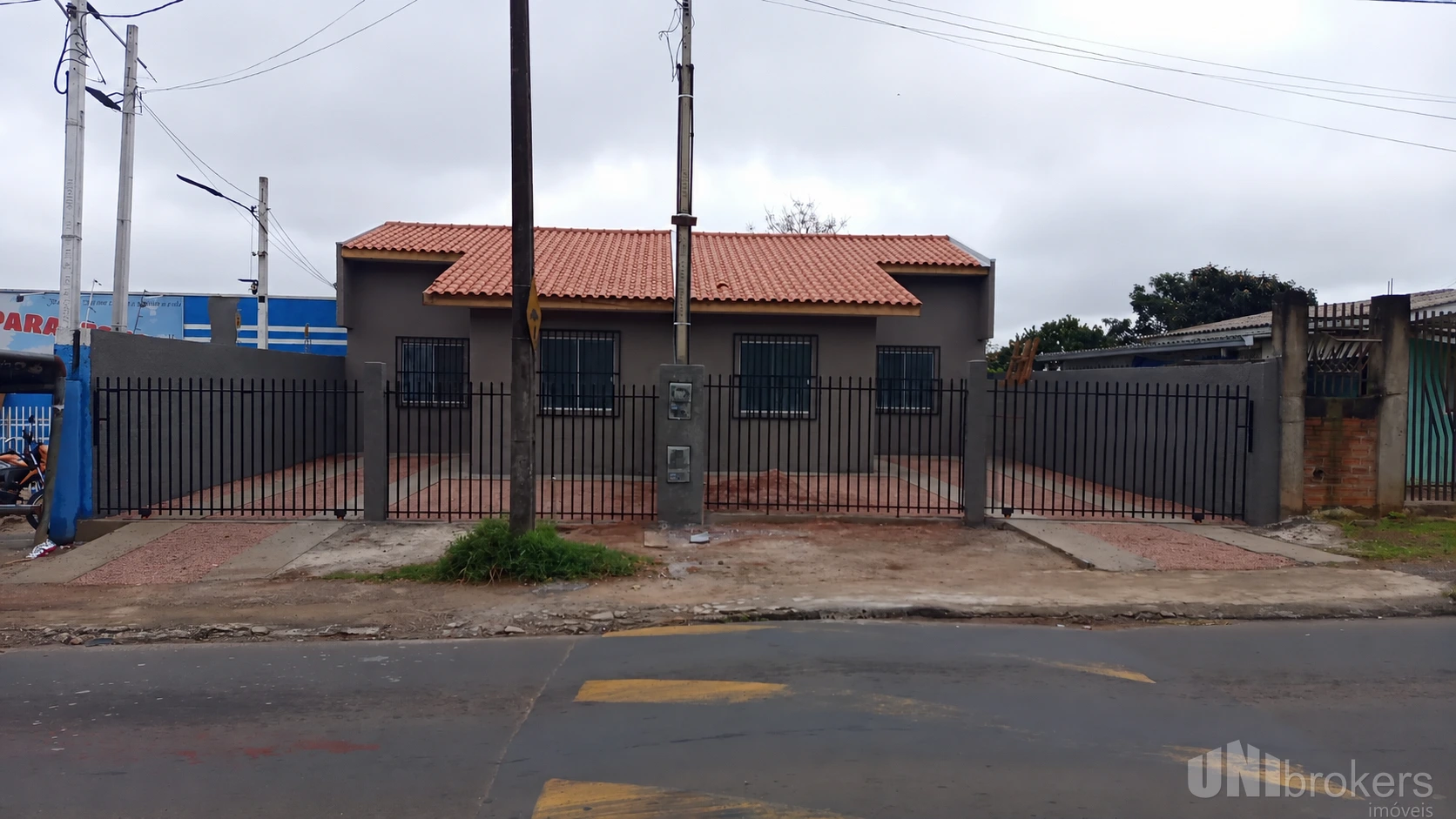 Casa 3 Quartos - Lagoa Dourada