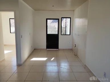 Casa 2 Quartos - Cidade Jardim