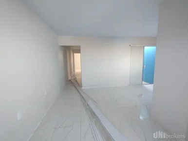 Casa 2 Quartos Com Terreno - Cidade Jardim
