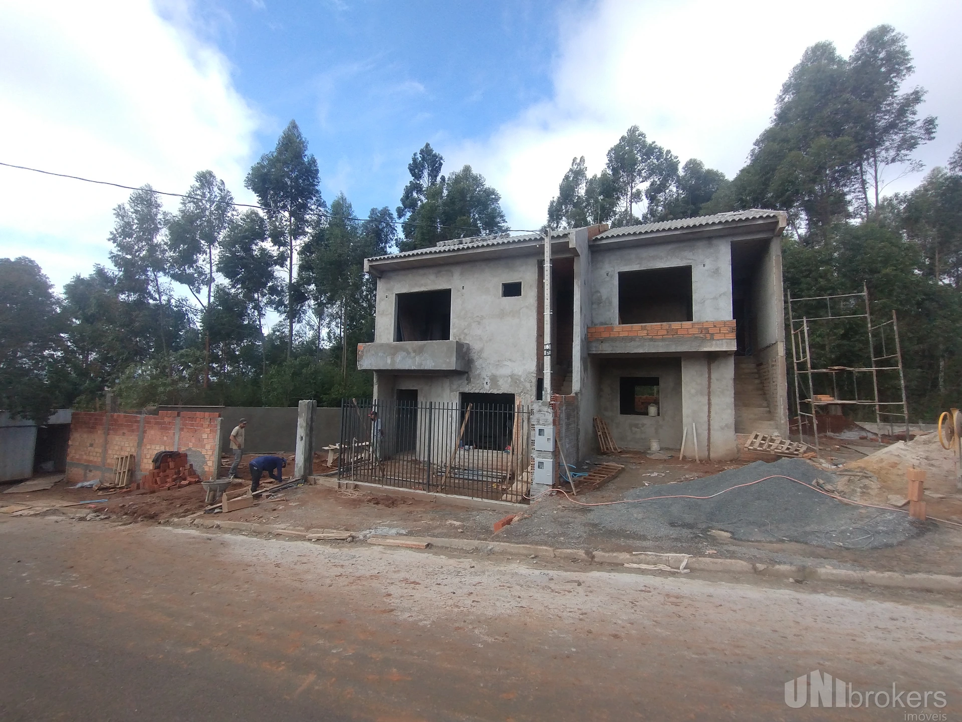 Sobrado 2 Quartos Em Construção No Jd Carvalho