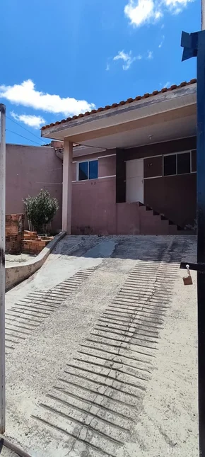 Casa à Venda No Bairro Nova Rússia