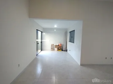 Casa Alto Padrão 3 Quartos, 1 Suíte Em Uvaranas
