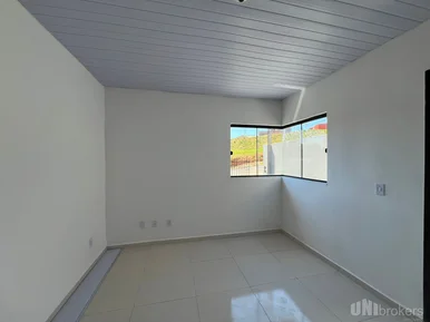 Casa Linda Com 2 Quartos - Cará Cará
