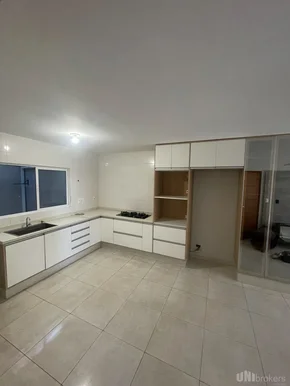 Sobrado A Venda Próximo Ao Palladium
