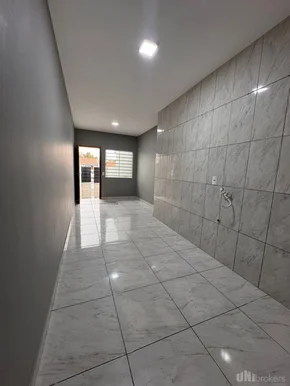 Casa com excelente acabamento 2 quartos - Jd Panorama - Foto 2