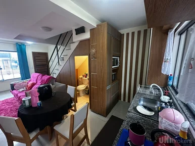 Sobrado Com 2 Quartos, Edícula Com Churrasqueira - Campo Bello