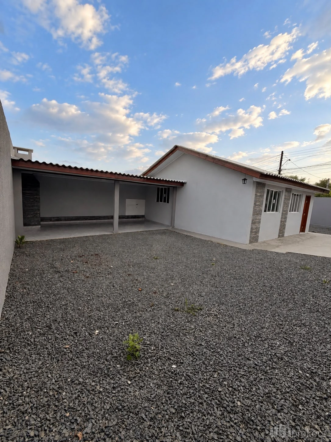 Casa Individual De Esquina Com Edícula E Churrasqueira - Bonsucesso
