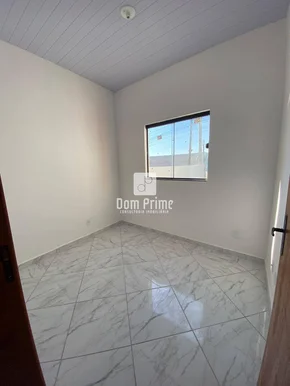 Casa Com 3 Quartos No Jardim Veneza Em Uvaranas