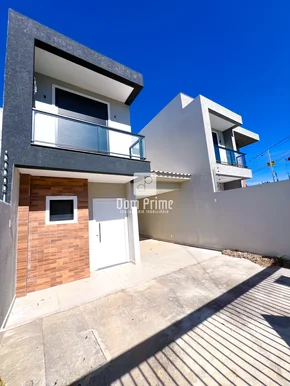 <strong>Sobrado Triplex com 3 quartos 1 Suíte no Jardim Carvalho</strong>