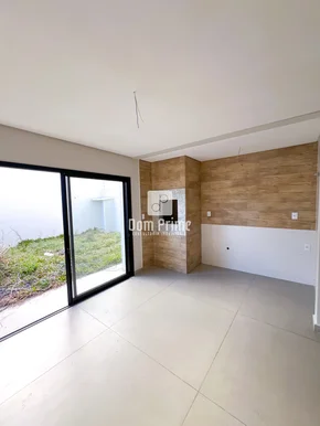 Sobrado Triplex Com 3 Quartos 1 Suíte No Jardim Carvalho