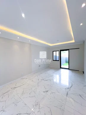 Casa Com 3 Quartos Com Acabamento Alto No Gsp Em Uvaranas