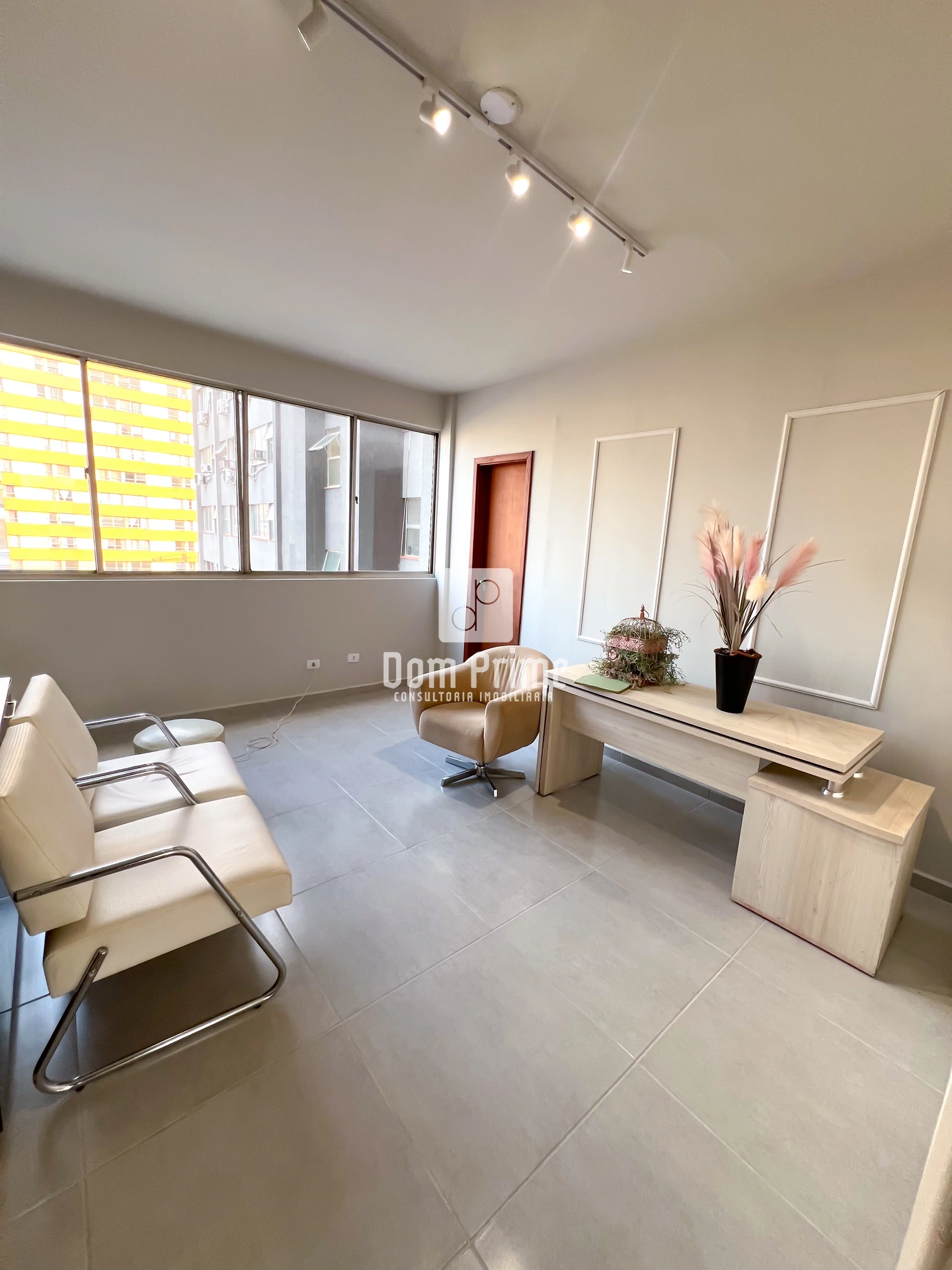 Sala Comercial No Edifício Executive Center No Centro
