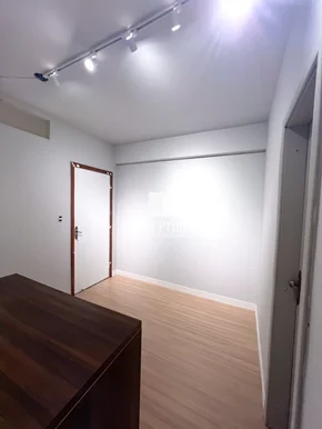Sala Comercial No Edifício Executive Center No Centro