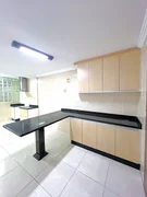 <strong>Sobrado com 3 quartos em Uvaranas</strong>