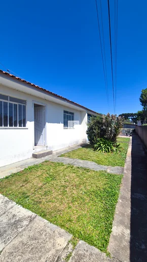 <strong>Casa com 2 quartos em Uvaranas</strong>