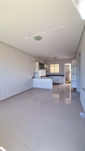 Casa Com 2 Quartos Em Uvaranas