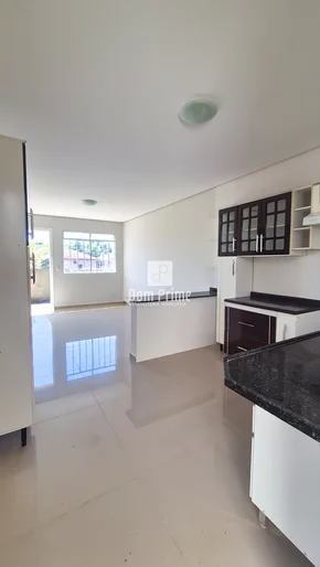 Casa Com 2 Quartos Em Uvaranas