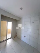 <strong>Apartamento com 2 quartos em Uvaranas</strong>