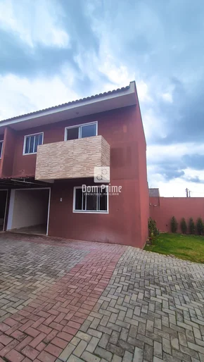 <strong>Sobrado com 2 quartos em Uvaranas na Vila Marina</strong>