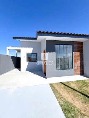 <strong>Casa com 2 quartos 1 Suíte no Condomínio Girassol</strong>