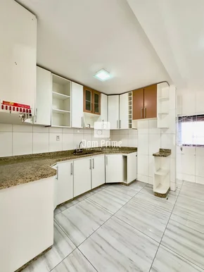 Casa Para Locação No Centro Excelente Localização!