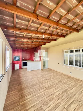 Casa Para Locação No Centro Excelente Localização!