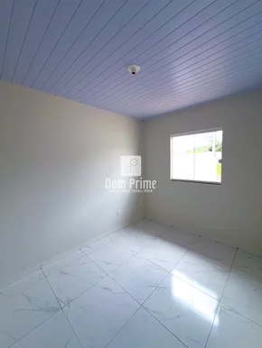 Casa Com 2 Quartos Em Uvaranas No Gsp ( Fundos )