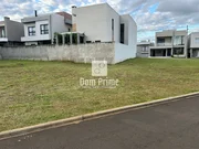 <strong>Terreno á Venda em condomínio</strong>