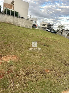 Terreno á Venda Em Condomínio