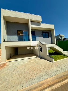 <strong>Casa com 3 quartos 1 Suíte no Condomínio Ecoville</strong>