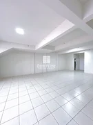 <strong>Sala Comercial em Uvaranas na Av Carlos Cavalcanti</strong>