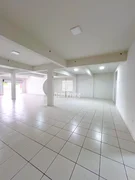 <strong>Sala Comercial em Uvaranas na Av Carlos Cavalcanti</strong>