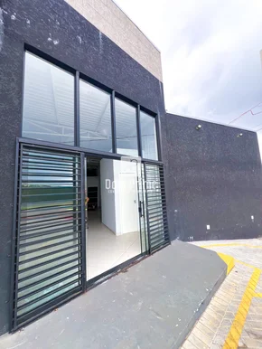 <strong>Sala Comercial em Uvaranas</strong>