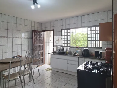 Casa Com 3 Quartos 1 Suite Em Uvaranas