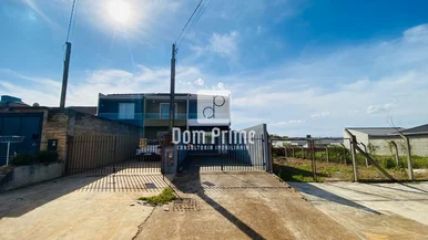 <strong>Sobrado com 2 quartos na Colônia Dona Luiza</strong>