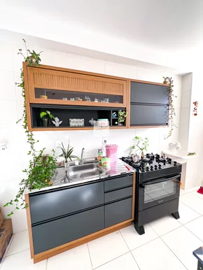 <strong>Apartamento com 2 quartos para Locação em Uvaranas</strong>