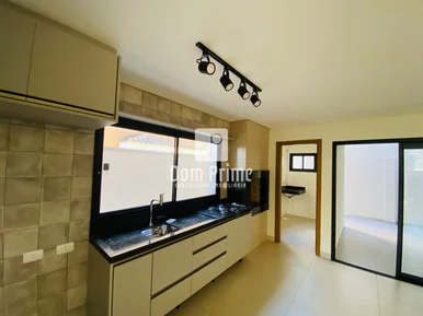 Sobrado Com 3 Suítes Em Oficinas