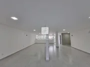 <strong>Sala Comercial com 115m² para locação no Centro</strong>