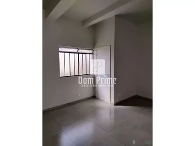 Sala Comercial Com 140m² Para Locação No Centro